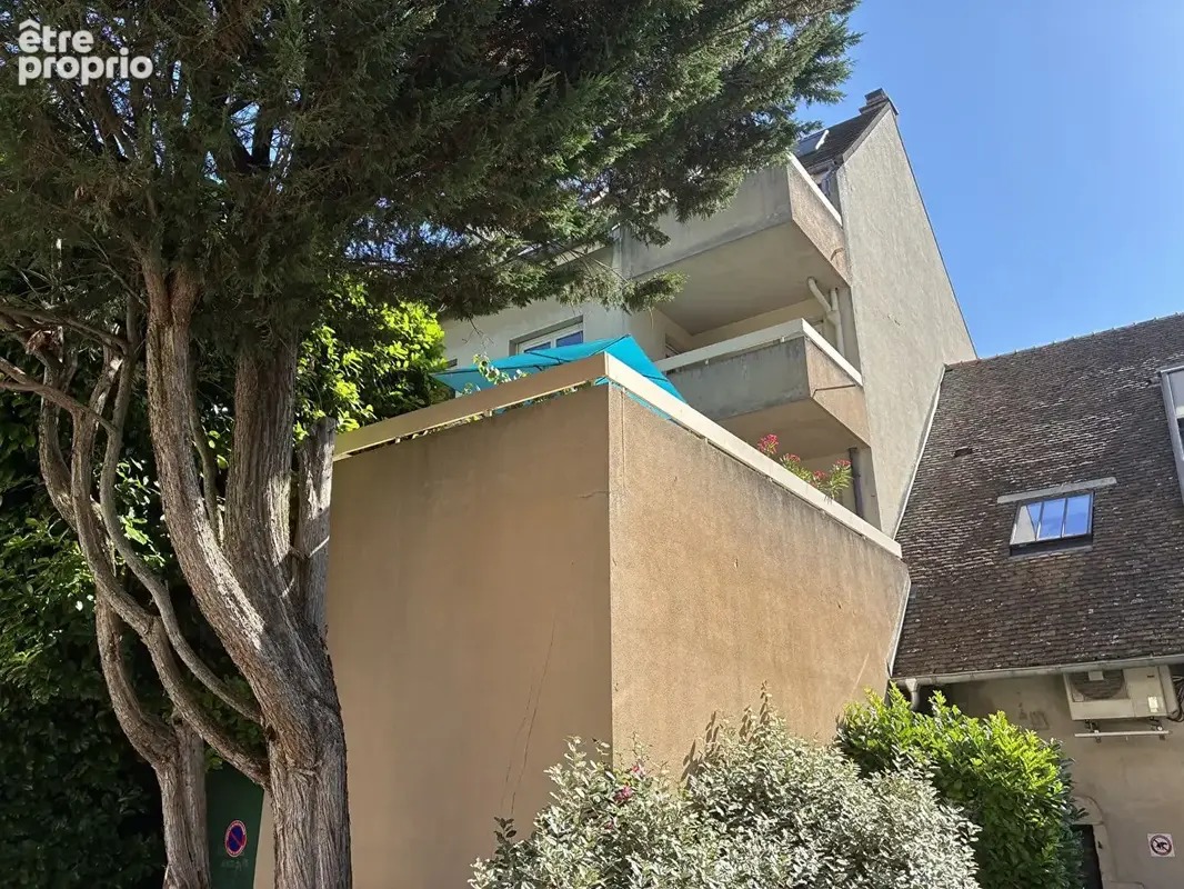T4 avec Terrasse Place de Beaune - photo 3