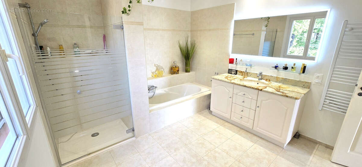 Maison à DRAGUIGNAN