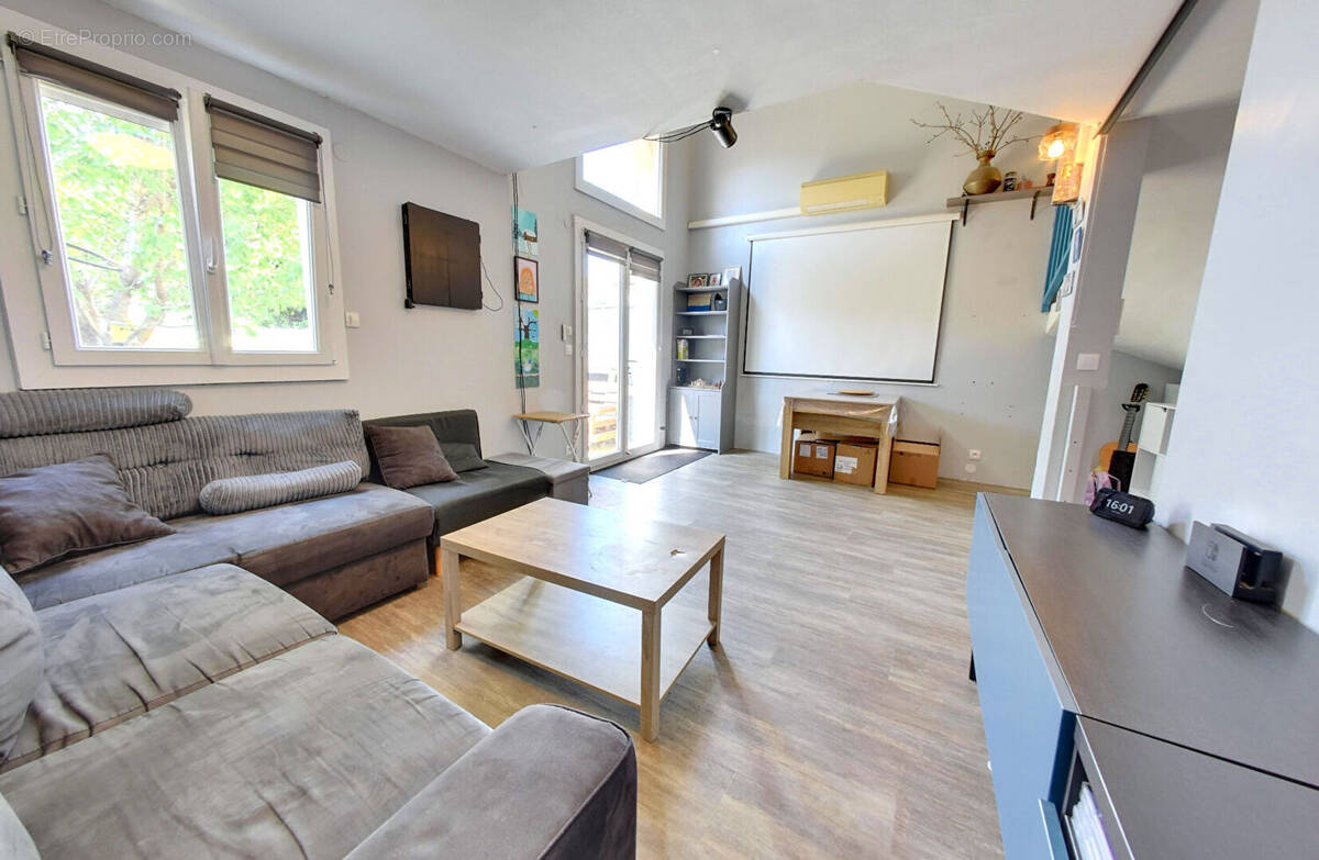 Maison à ROISSY-EN-BRIE