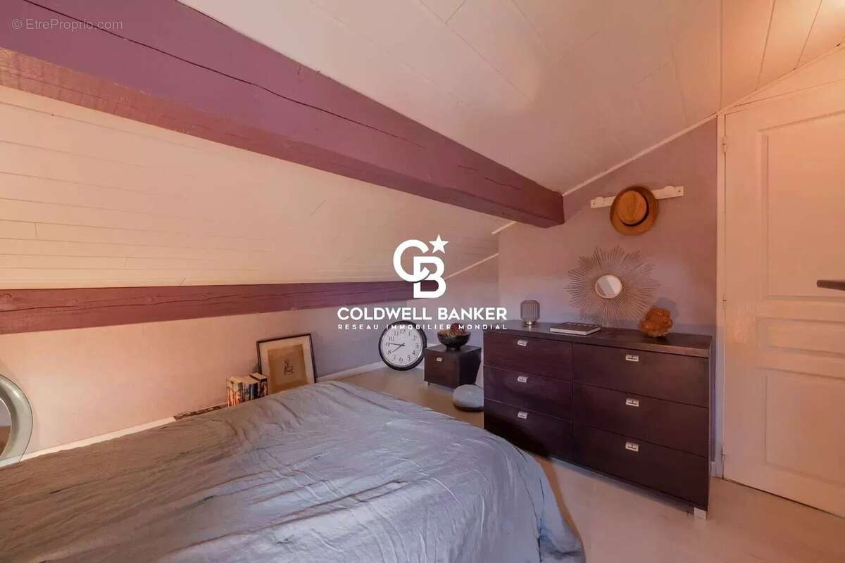 Maison à VETRAZ-MONTHOUX