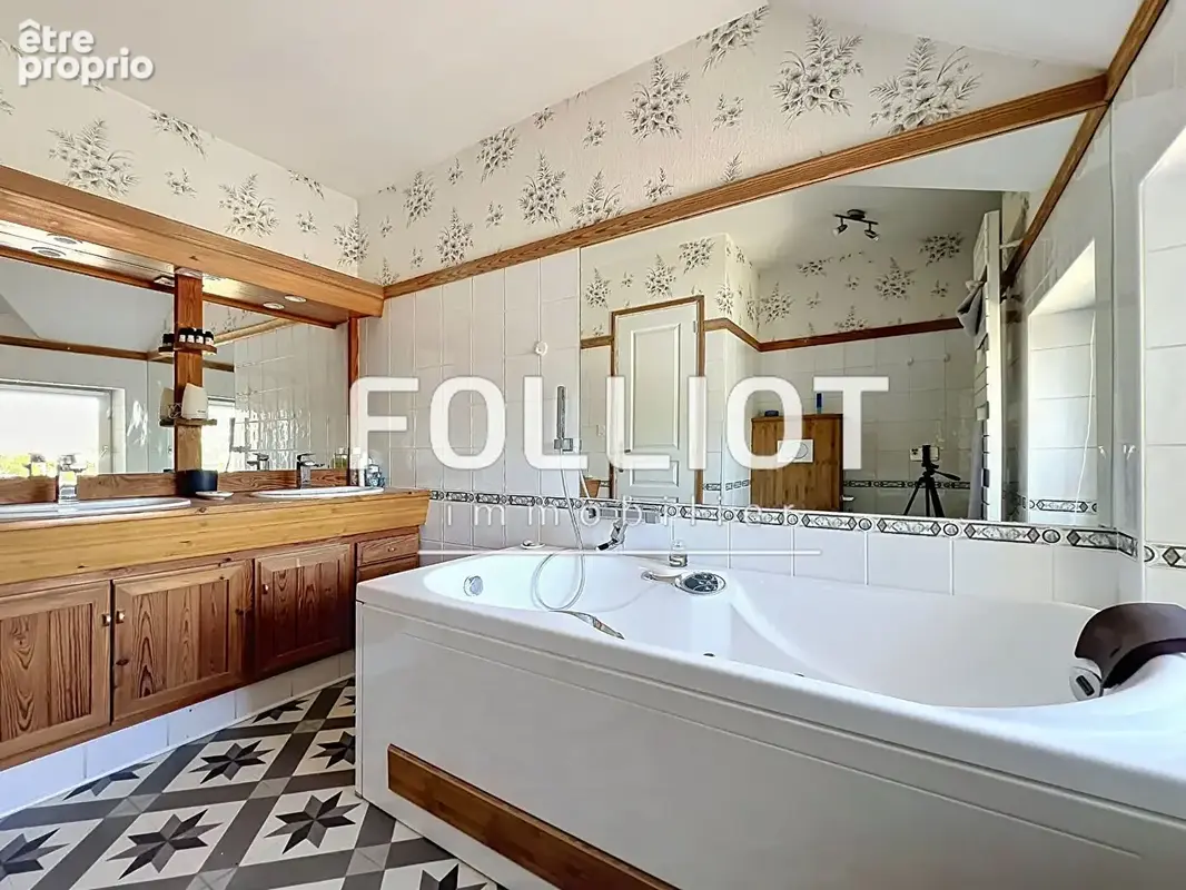 A VENDRE - Maison de 115 m² - photo 9