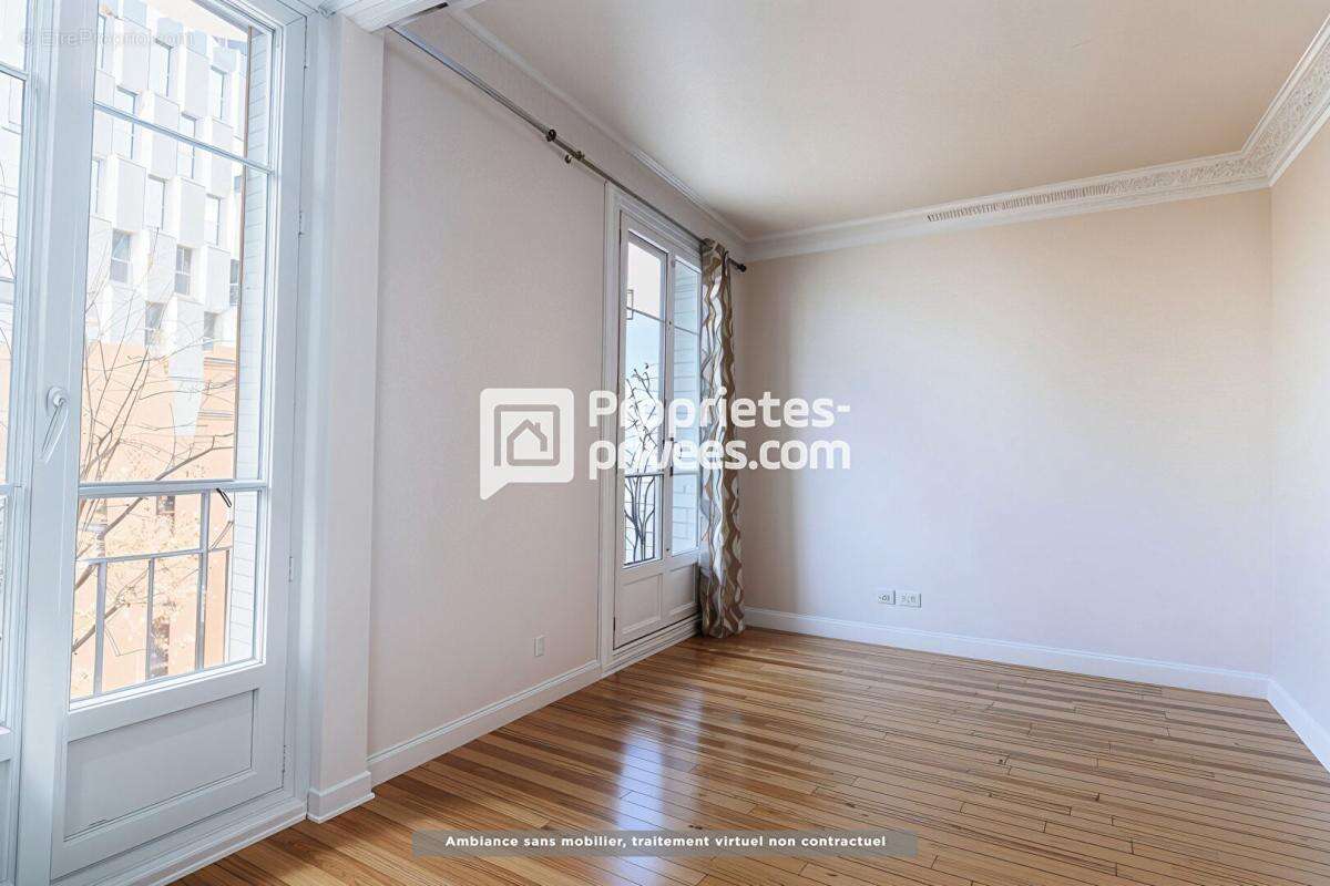 Appartement à PARIS-20E