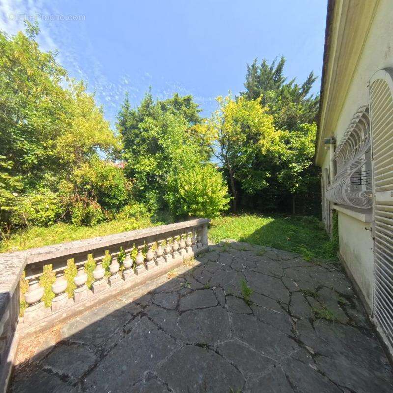 Maison à NOGENT-SUR-MARNE