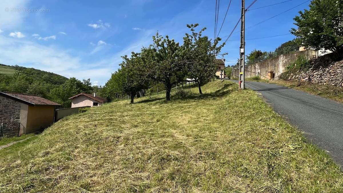 Maison à SAINT-FORGEUX