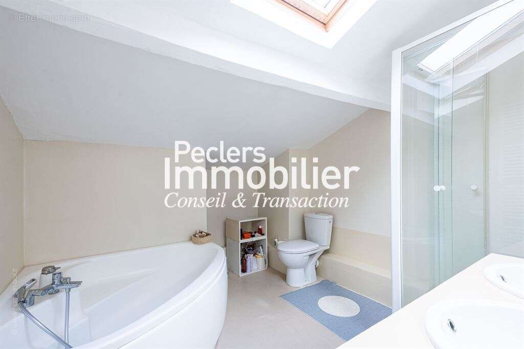 Maison esprit loft aux volumes exceptionnels – Rueil-Malmaison Coteaux - photo 11
