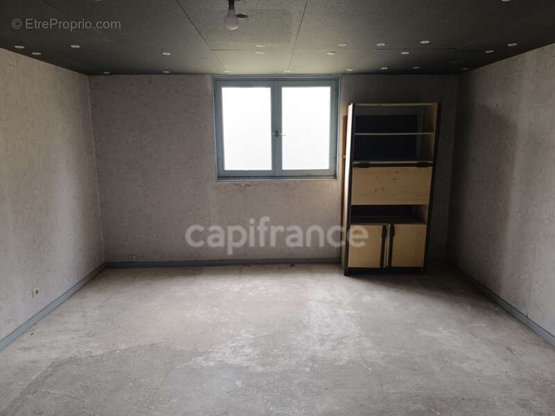 Maison à VILLENEUVE-SUR-YONNE