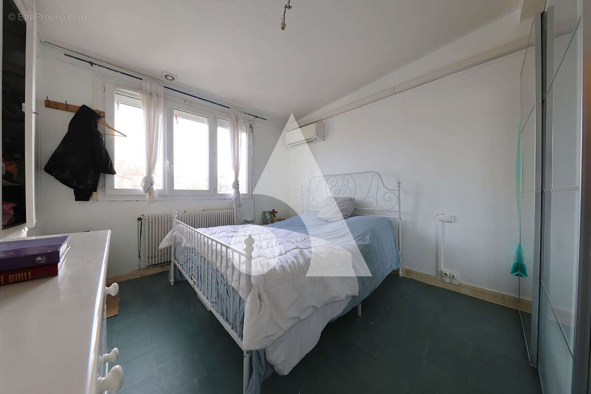 Maison à CORBEIL-ESSONNES