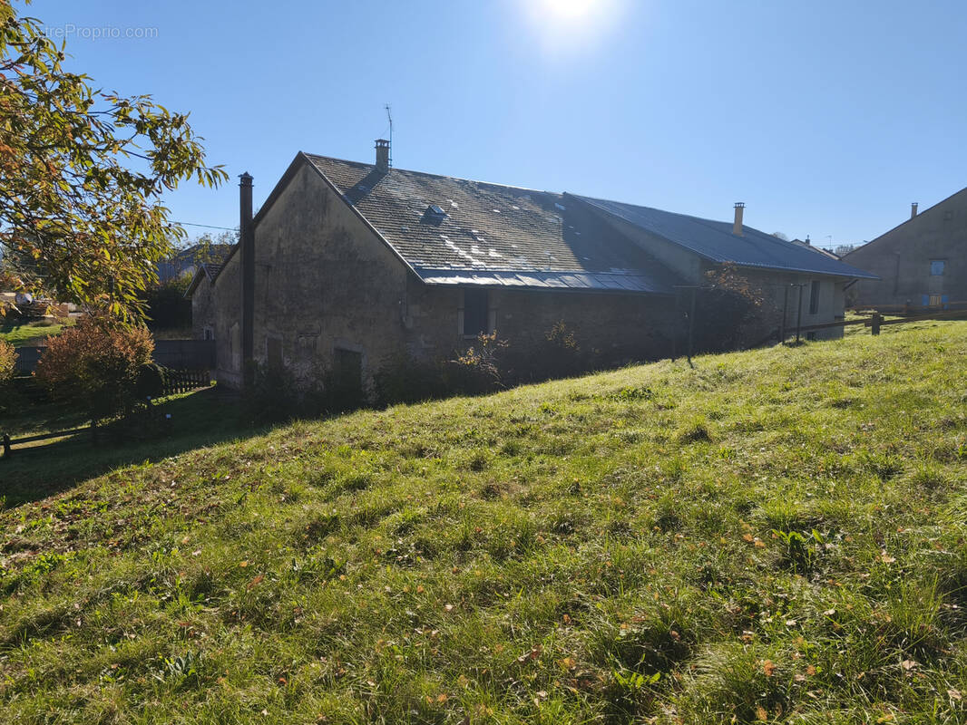 Maison à ARANC