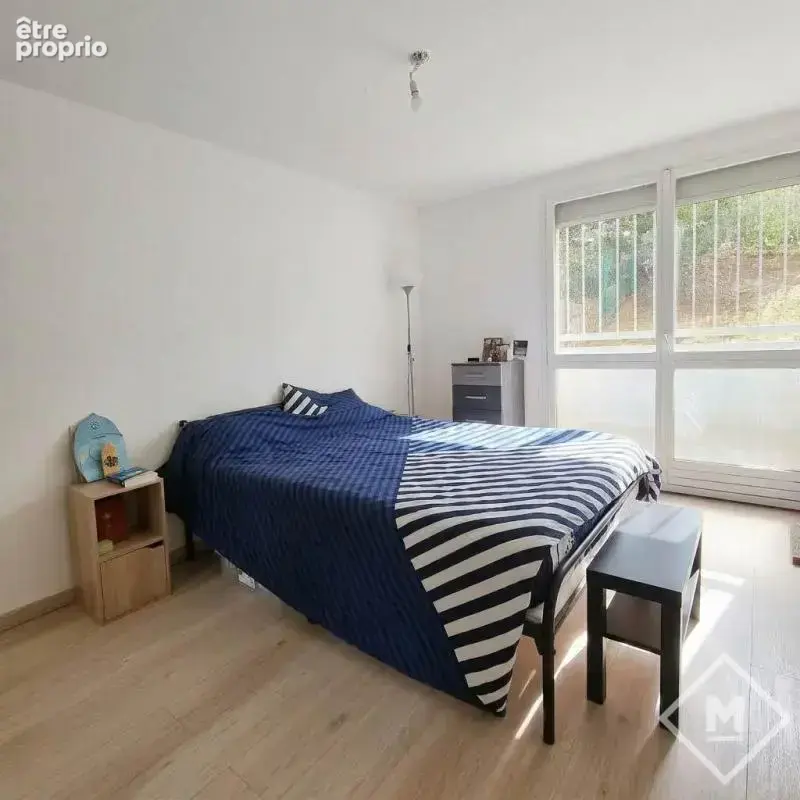 Superbe Duplex T6 de 122 m² refait à neuf, extérieurs et parking facile à Saint-Jérôme - photo 6