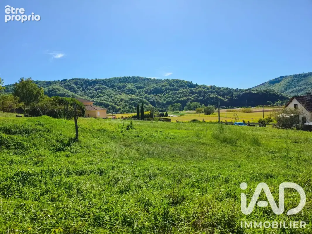 Photo 1 - Terrain à LIVINHAC-LE-HAUT