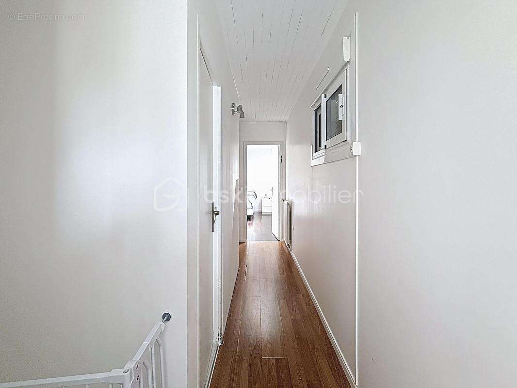 Maison à LES PAVILLONS-SOUS-BOIS