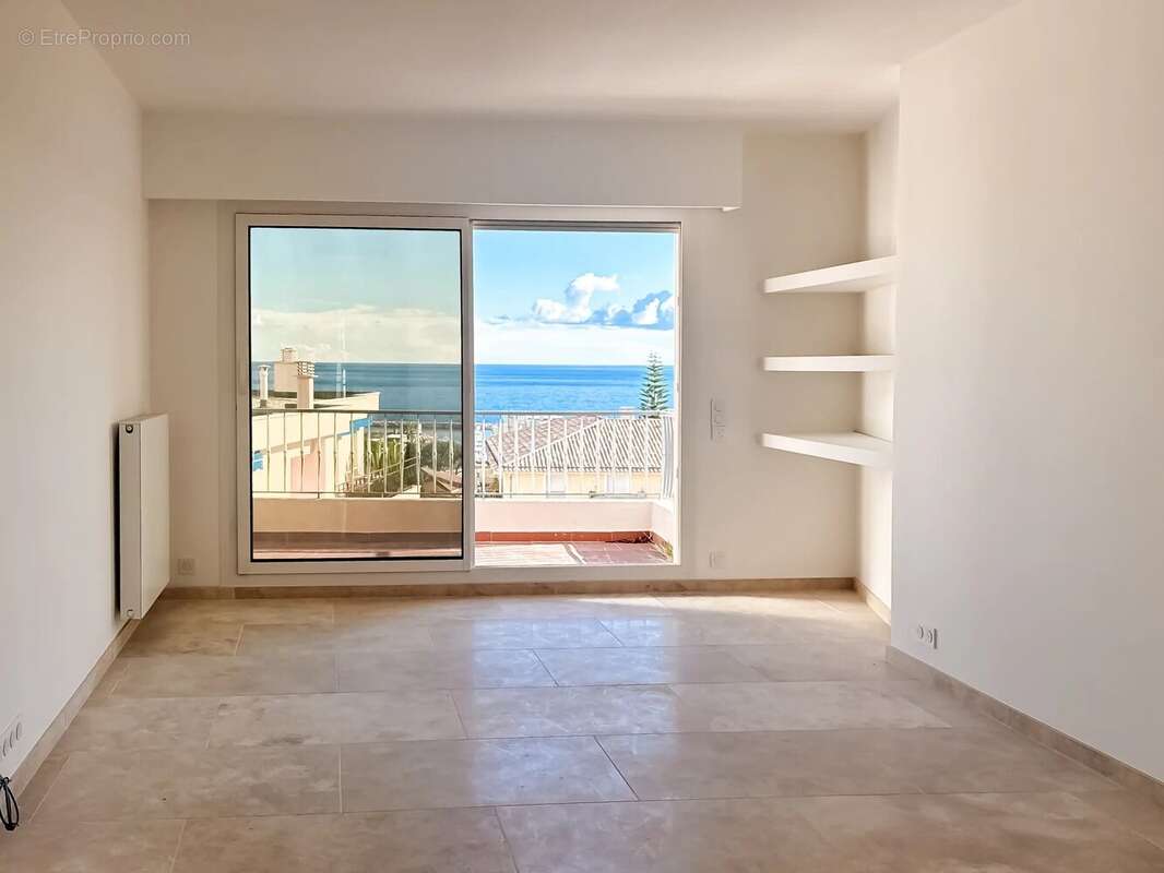Appartement à BEAULIEU-SUR-MER