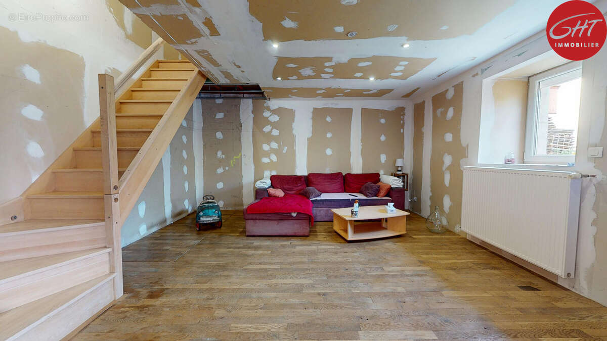 Maison à VELLEVANS
