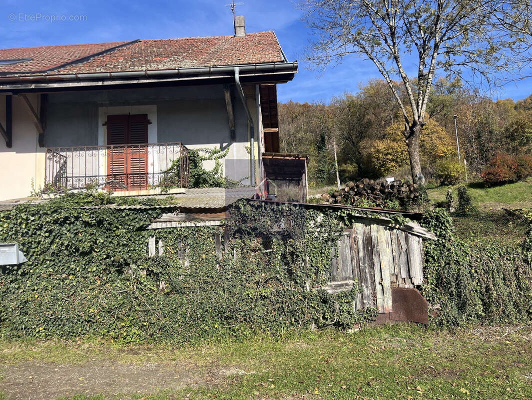 Maison à LEAZ