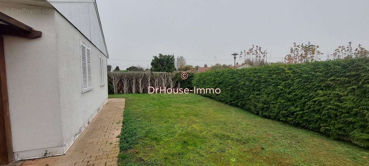 Maison à SAINT-ANDRE-LES-VERGERS