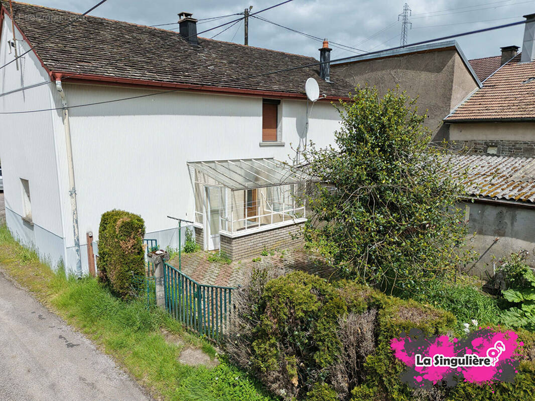 Maison à FOUGEROLLES
