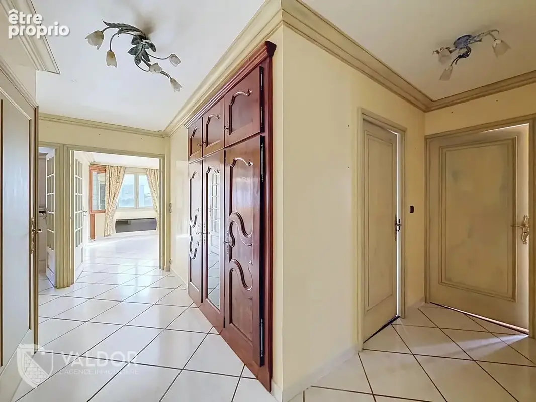 Appartement 6 pièces 115 m² à vendre à Villefranche-Sur-Saone (69400) - photo 6