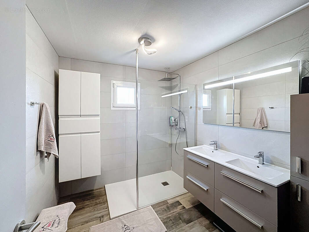 Maison à CHAMAGNIEU