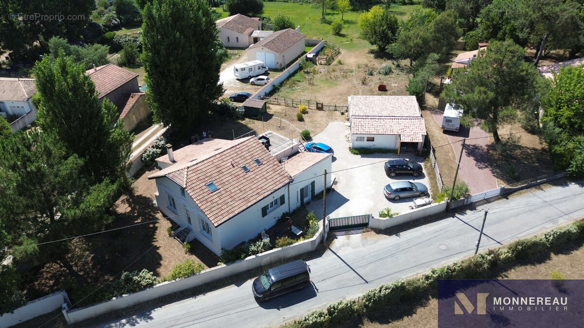 Maison à LA TREMBLADE