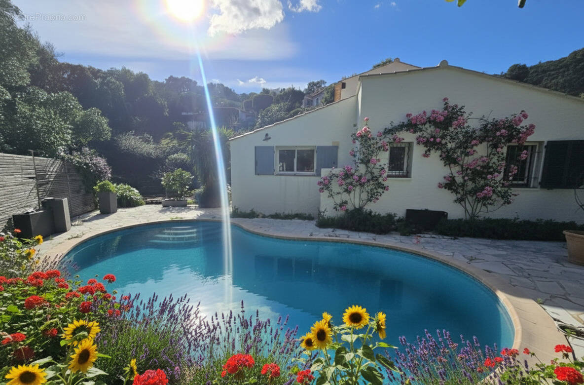 Maison à CAVALAIRE-SUR-MER