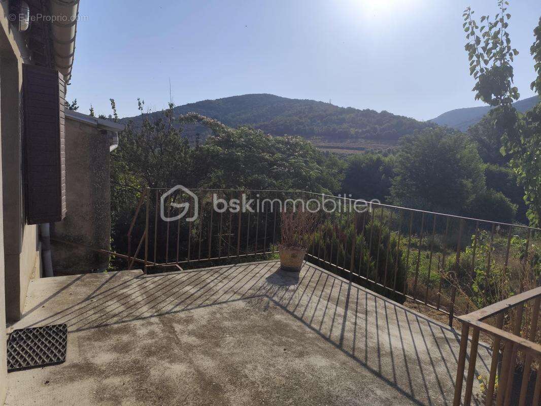 Maison à SAINT-ETIENNE-D&#039;ALBAGNAN