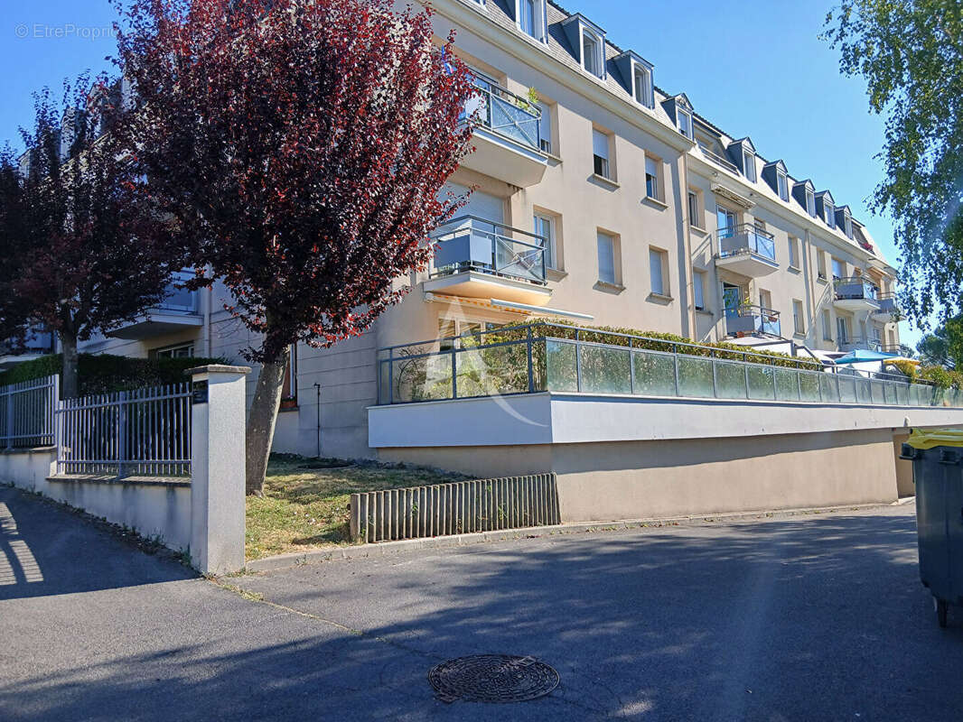 Box Thorigny Sur Marne 14.8 m2 - photo 4