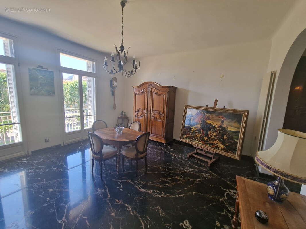 Appartement à MENTON