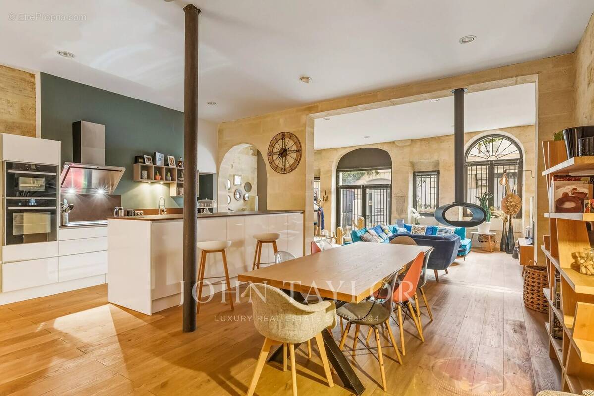 Appartement à BORDEAUX