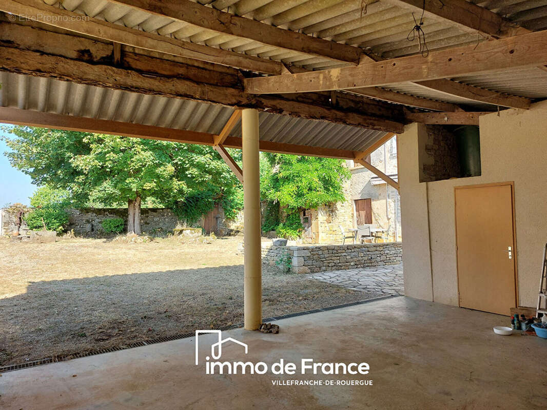 Ensemble immobilier en pierre avec terrain de 8 874 m² - photo 14