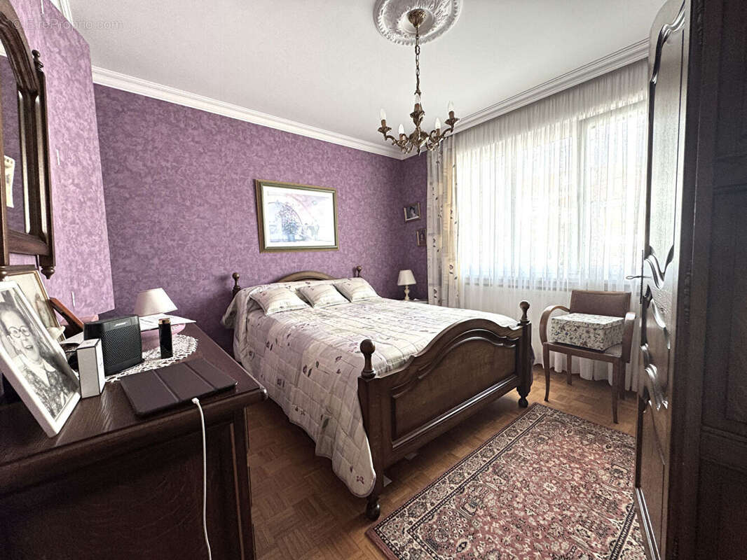 Maison à ARS-SUR-MOSELLE