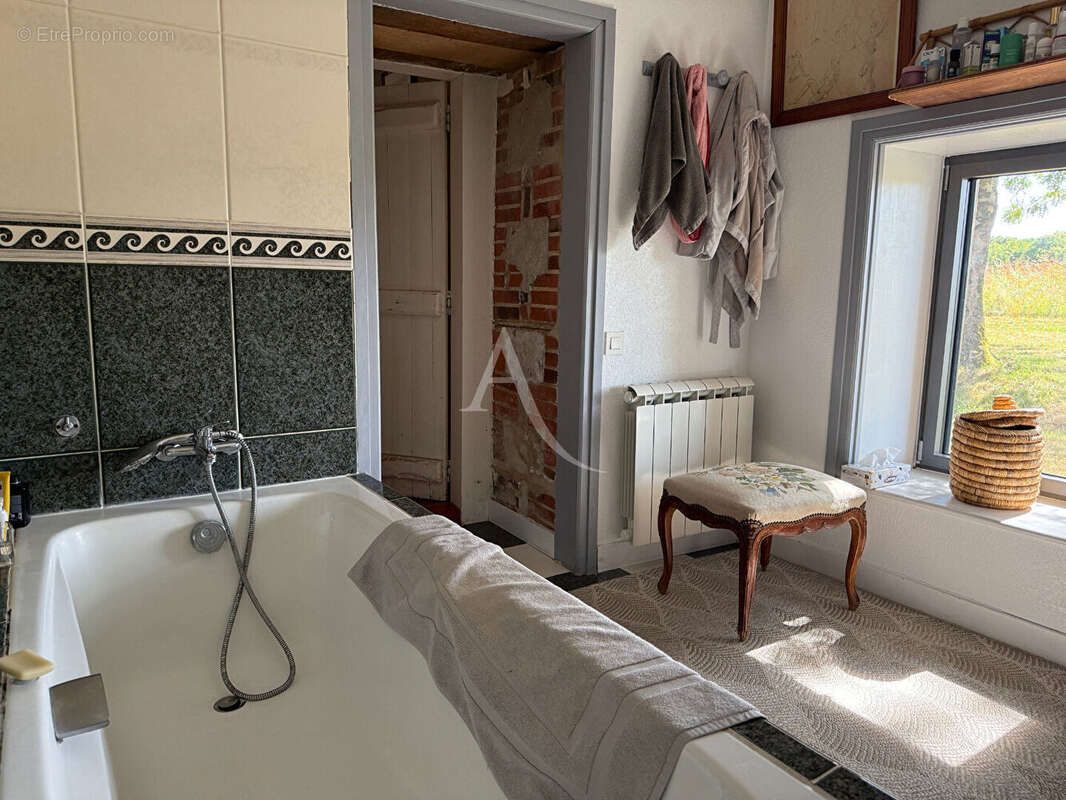 Maison à LA BOISSIERE-DES-LANDES