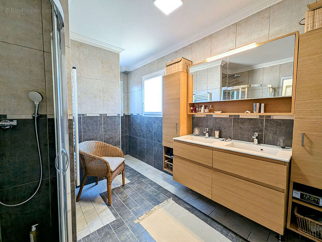 Maison à AIX-LES-BAINS