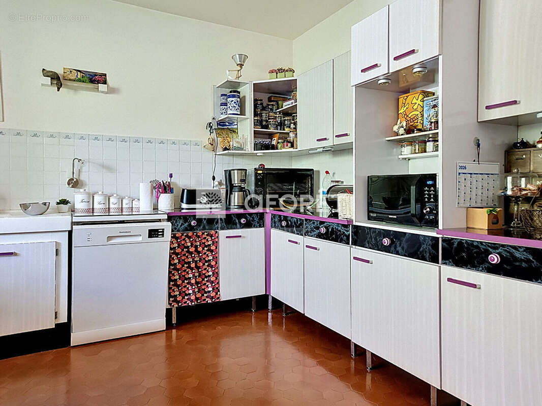 Maison familiale 4 chambres 160m² - Saint Pierre Des Fleurs - photo 13