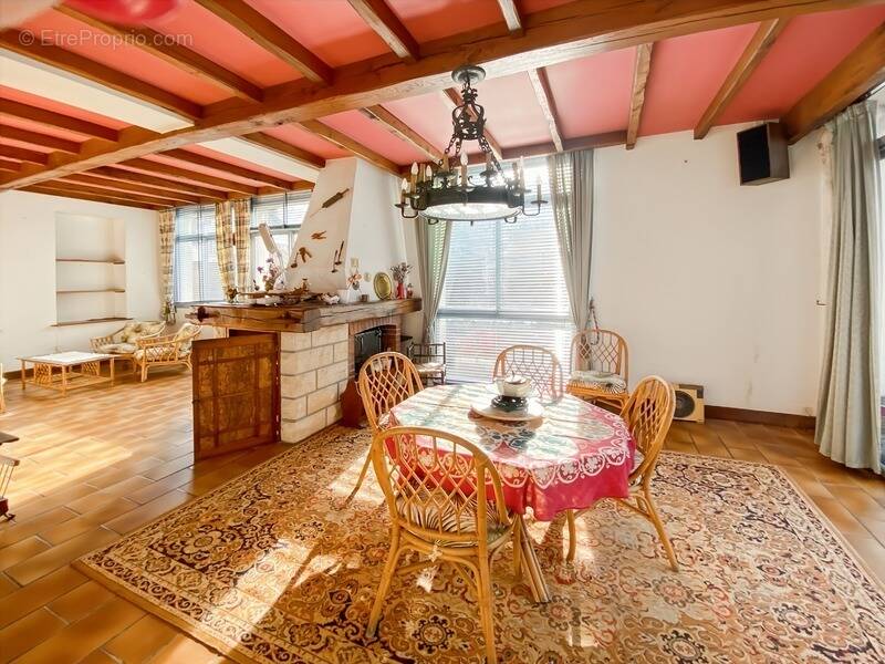 Maison à MARLE