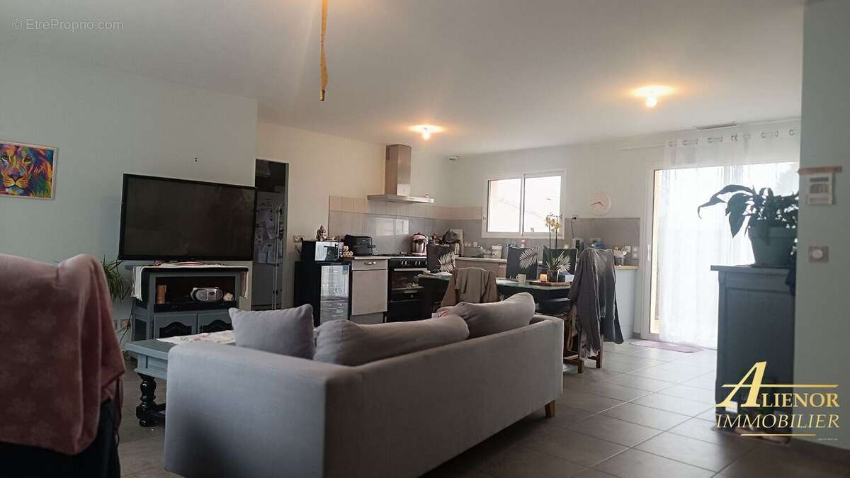 Maison à PRIGONRIEUX