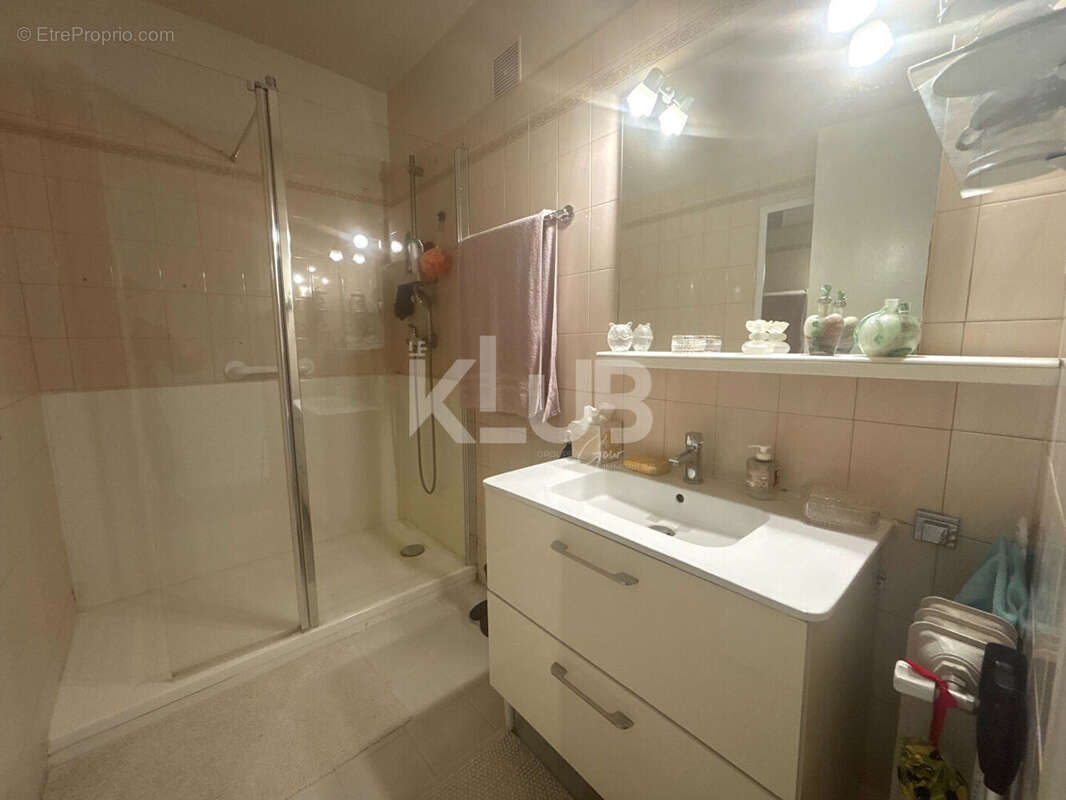 Appartement Marseille  3 pièce(s) 60 m2 avec loggias et cave - photo 13