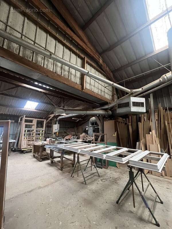 Commerce à LE VIEUX-MARCHE