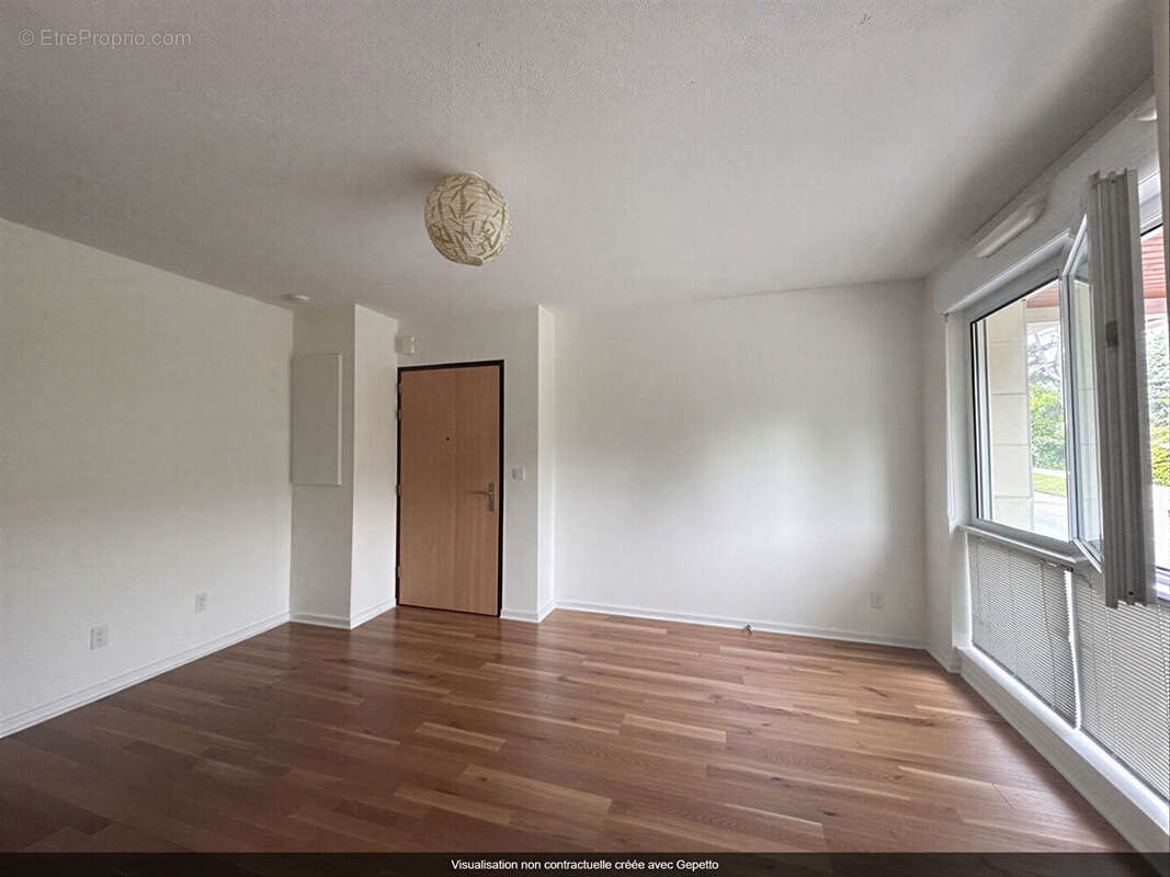 Studio lumineux de 21.70  m² avec vue sur le parc de Procé - photo 3