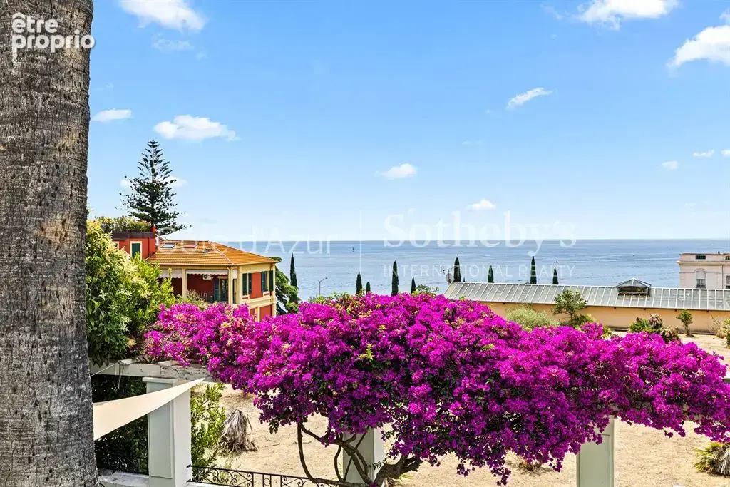 Nice Mont Boron Cap de Nice, Maison de Maître de 227 m² avec cinq chambres et piscine - photo 4