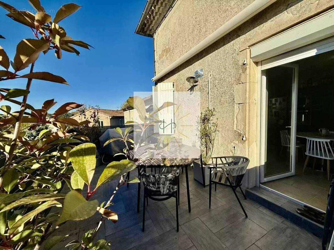 Appartement à MONTBOUCHER-SUR-JABRON