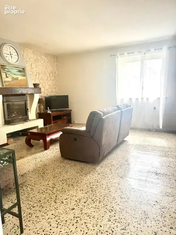 T4 de 125 m² plain pied  avec piscine et 600m² de jardin - photo 10