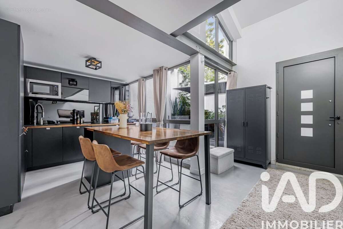 Photo 3 - Appartement à ASNIERES-SUR-SEINE
