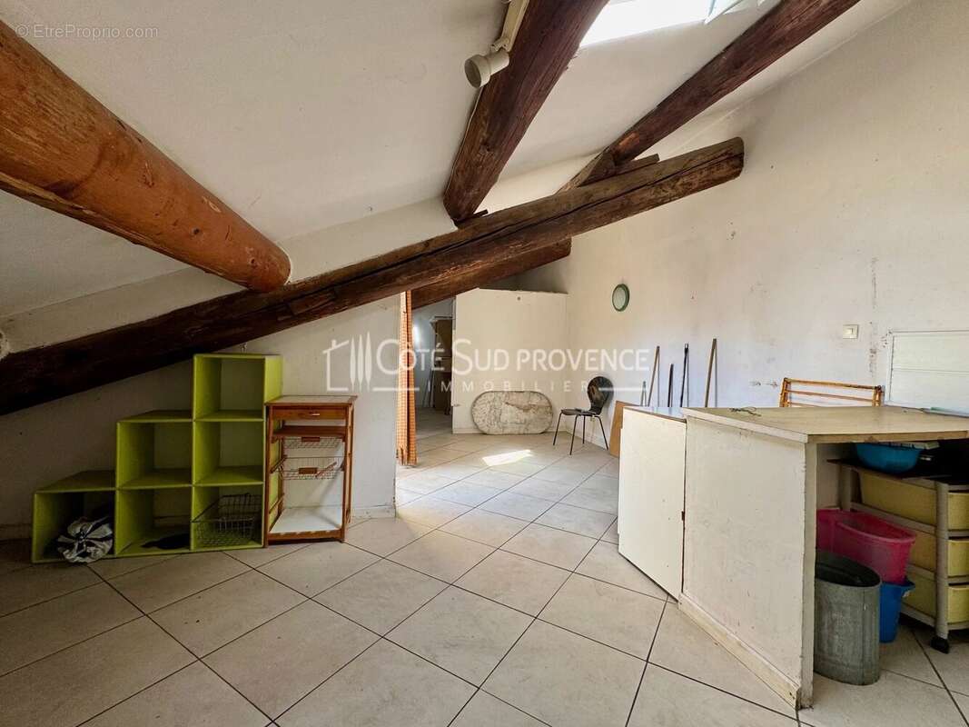 Appartement à LE PONTET