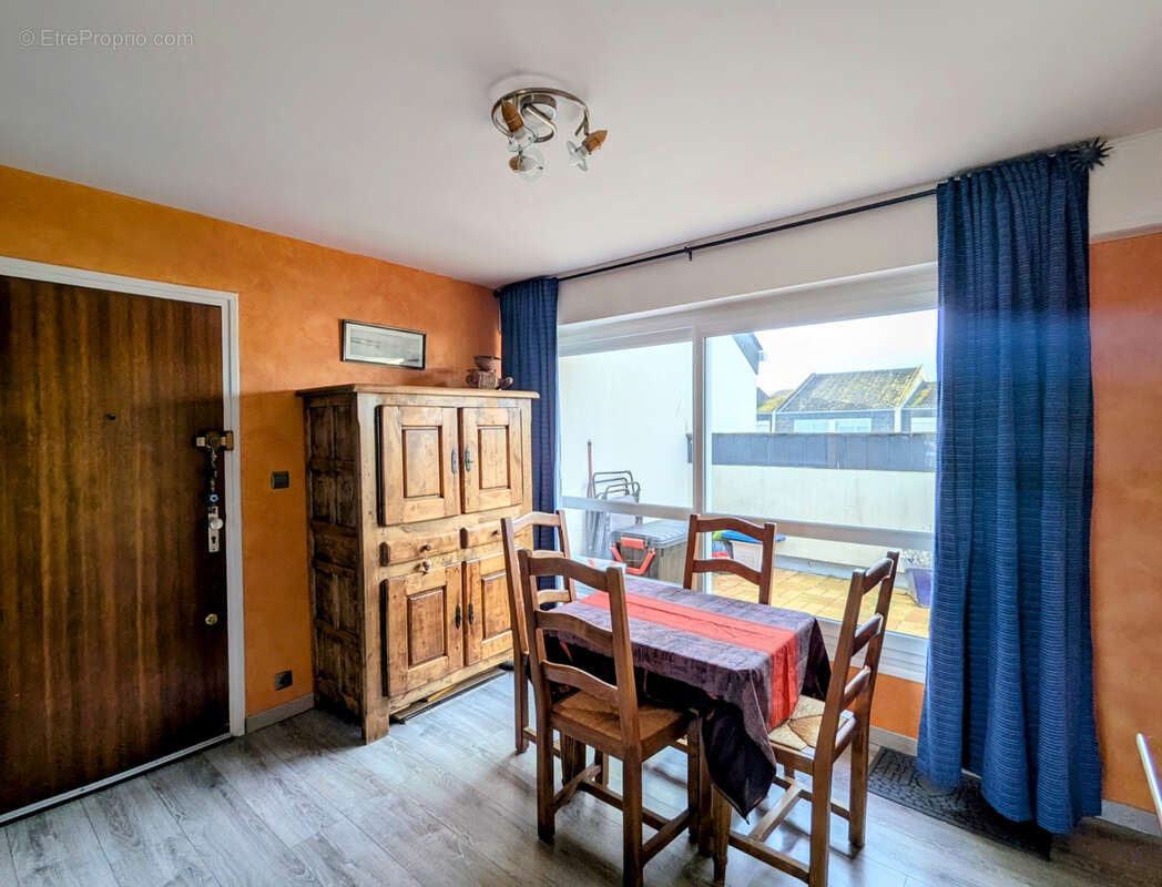 Appartement à COURSEULLES-SUR-MER
