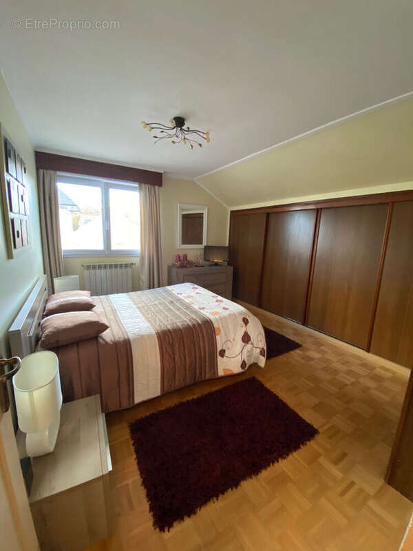 Maison à LIVRY-GARGAN