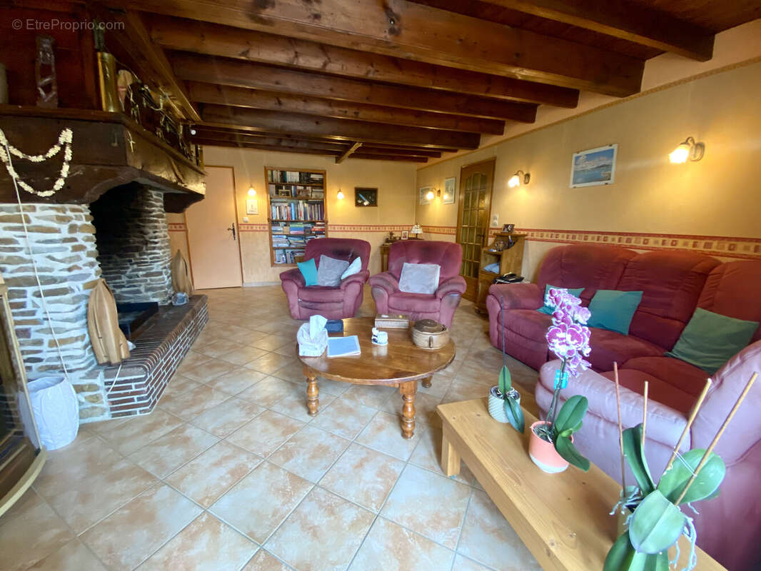 Maison à CARANTILLY