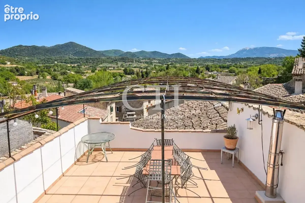 Maison à VAISON-LA-ROMAINE