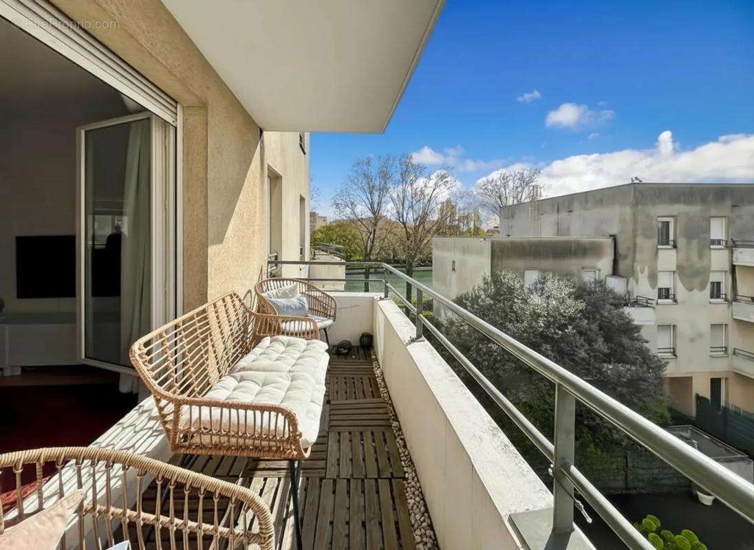 Appartement à SAINT-DENIS