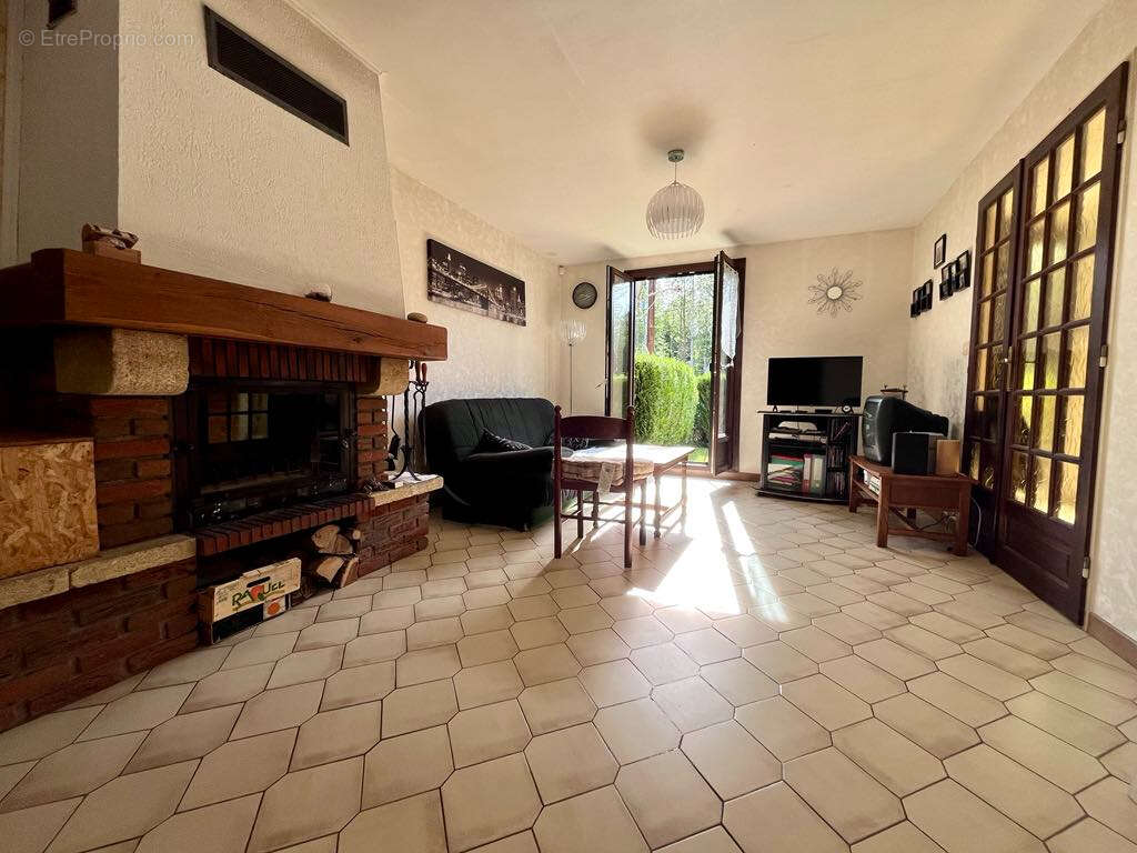 Maison à VILLERS-COTTERETS