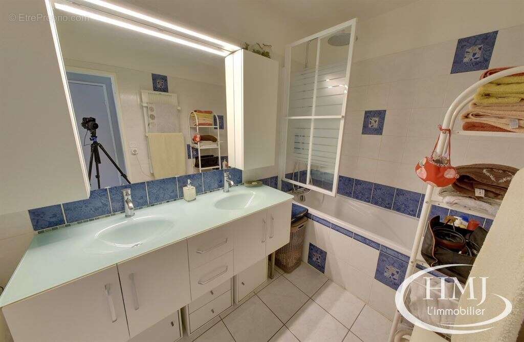 Maison à COURCOURONNES